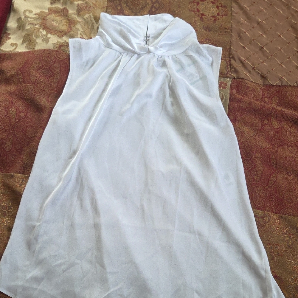 Kasper Elegant White Blouse